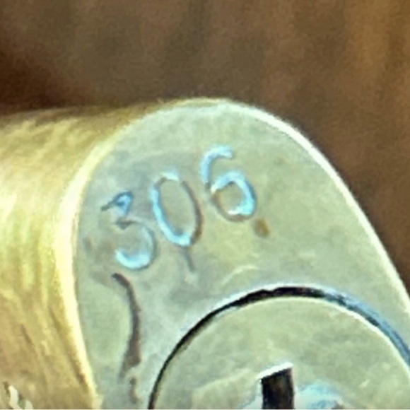 Louis Vuitton Brass LOCK & KEY # 306 - Picture 7 of 13